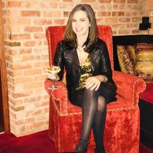 Meet your Posher, Zeynep